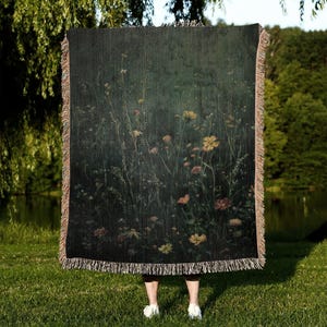 Dark Cottagecore Blanket: 100% Cotton Woven Throw with Wildflower Design