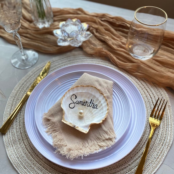 Scallop Shell Place Cards, Wedding Place Cards with Custom Names