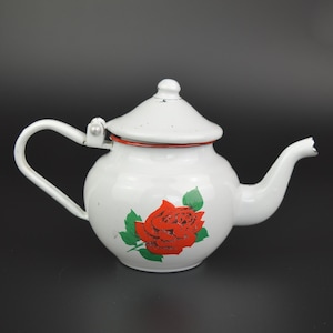 Théière blanche vintage, bouilloire en acier émaillé vintage, théière sur réchaud vintage, petite théière blanche, capacité 500 ml, décoration de cuisine rétro