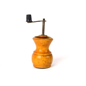 Vintage Pfeffermühle, Retro Holzmühle, Küchenwerkzeug, Wohnkultur