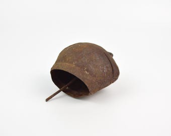 Rustic Cow Bell, Vintage Animal Bell, Wall Hanging Primitive, Retro Farmhouse Decor