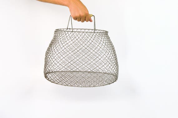 collapsible fish baskets FLKQC Floatable Galvanized Steel Wire Baskets, Floatable Wire Fish Baskets,Portable Fishing Basket Fishing Net Cage (1) : Sports & Outdoors Promar Wire Fish Basket Keep your catch fresh and secure with the Promar Wire Fish Basket Eagle Claw Wire Fish Basket