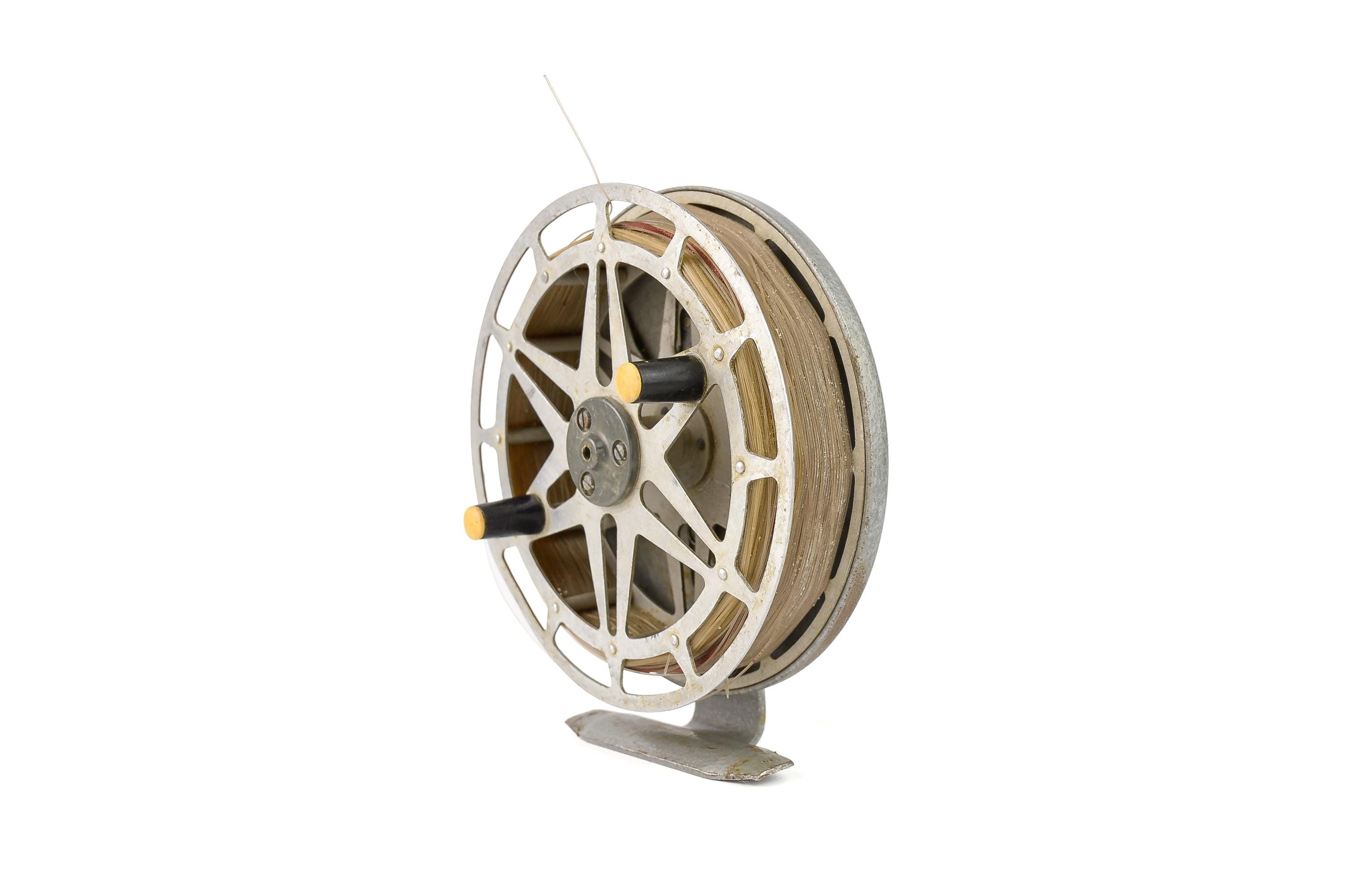Vintage Spincast Reel - Etsy