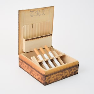 Scatola per sigarette vintage, custodia per sigarette in legno retrò, tabacchiera in legno vintage, porta sigarette in legno decorato, accessorio per fumatori da 20 sigarette