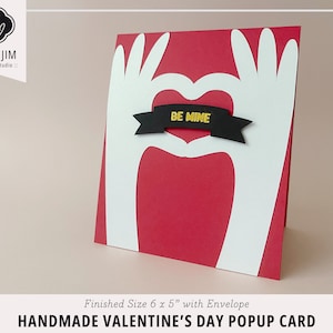 Tarjeta emergente original con gesto de mano en forma de corazón para el Día de San Valentín / Tarjeta hecha a mano / Tarjeta 3D