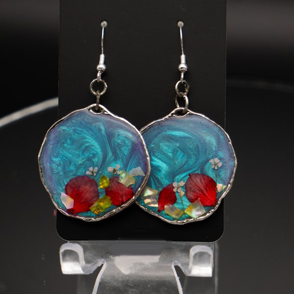Pop 'O Red. Lightweight, sterling silver, handmade dangle earrings. Hypoallergenic. Real Mother of Pearl and flowers.