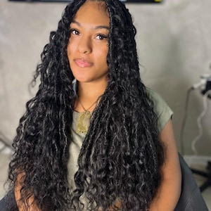 Boho loc bundle Mid-back Pre-loop Locs with human hair (12 locs strands)
