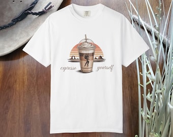 Expresso Yourself Retro Coffee Lover T-shirt | Sommarvibbar-t-shirt, unisexpresent, caféstil-tröja, roliga kaffekläder, strandkläder för vardagar