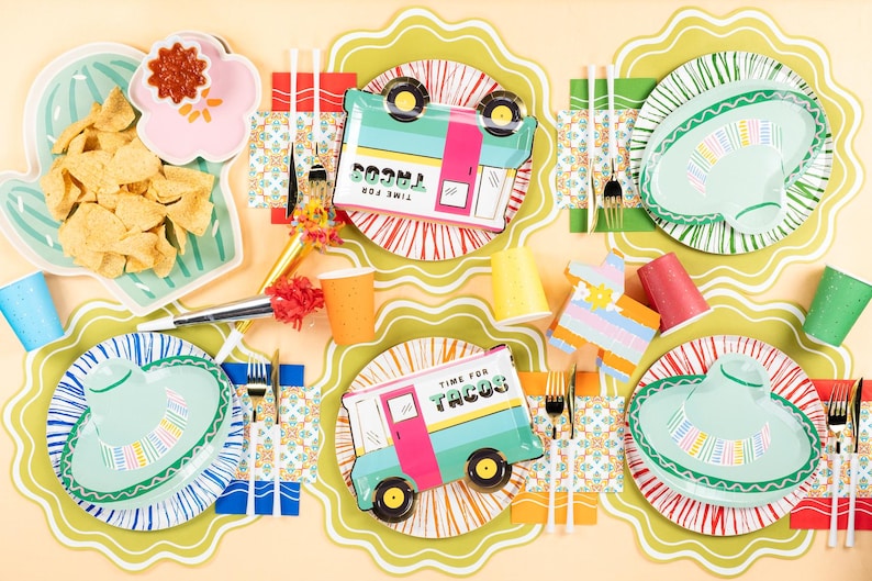 GatheringsByCP Scallop Placemats - Thumbnail 3