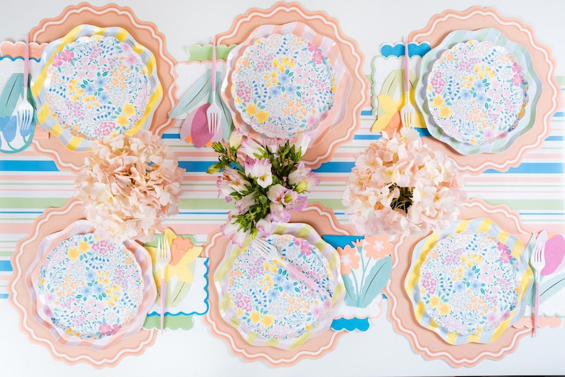 GatheringsByCP Scallop Paper Placemats
