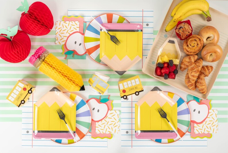 GatheringsByCP Paper Table Runner - Thumbnail 5