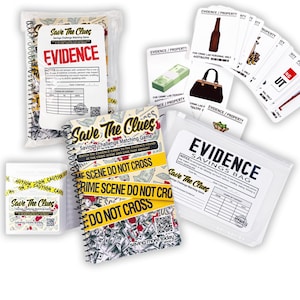 Peut inclure: Ensemble d'articles pour le jeu de correspondance "Save The Clues". Comprend un carnet, des cartes, un petit récipient et un sac transparent "Evidence Savings Bag". Le carnet est orné de ruban "Crime Scene Do Not Cross".