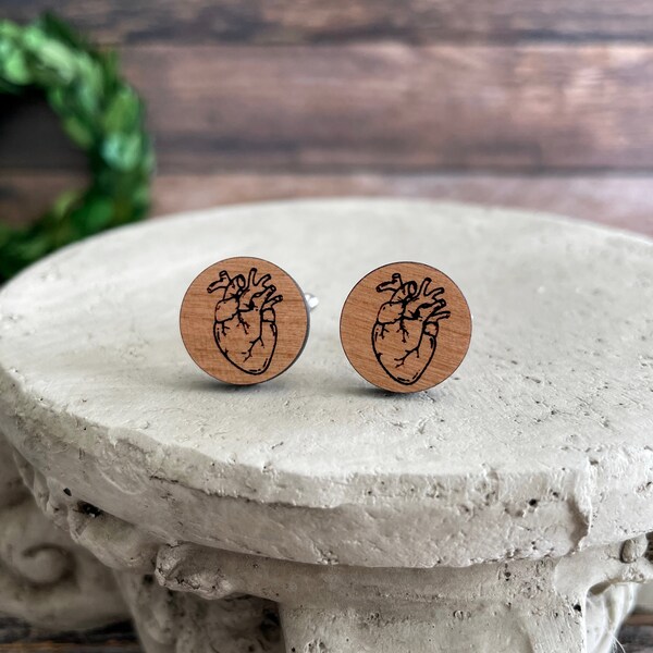 Engraved wood cufflinks with a drawing of an anatomical heart, personalized cuff links, unique Gifts for Guys, for Groom from Bride