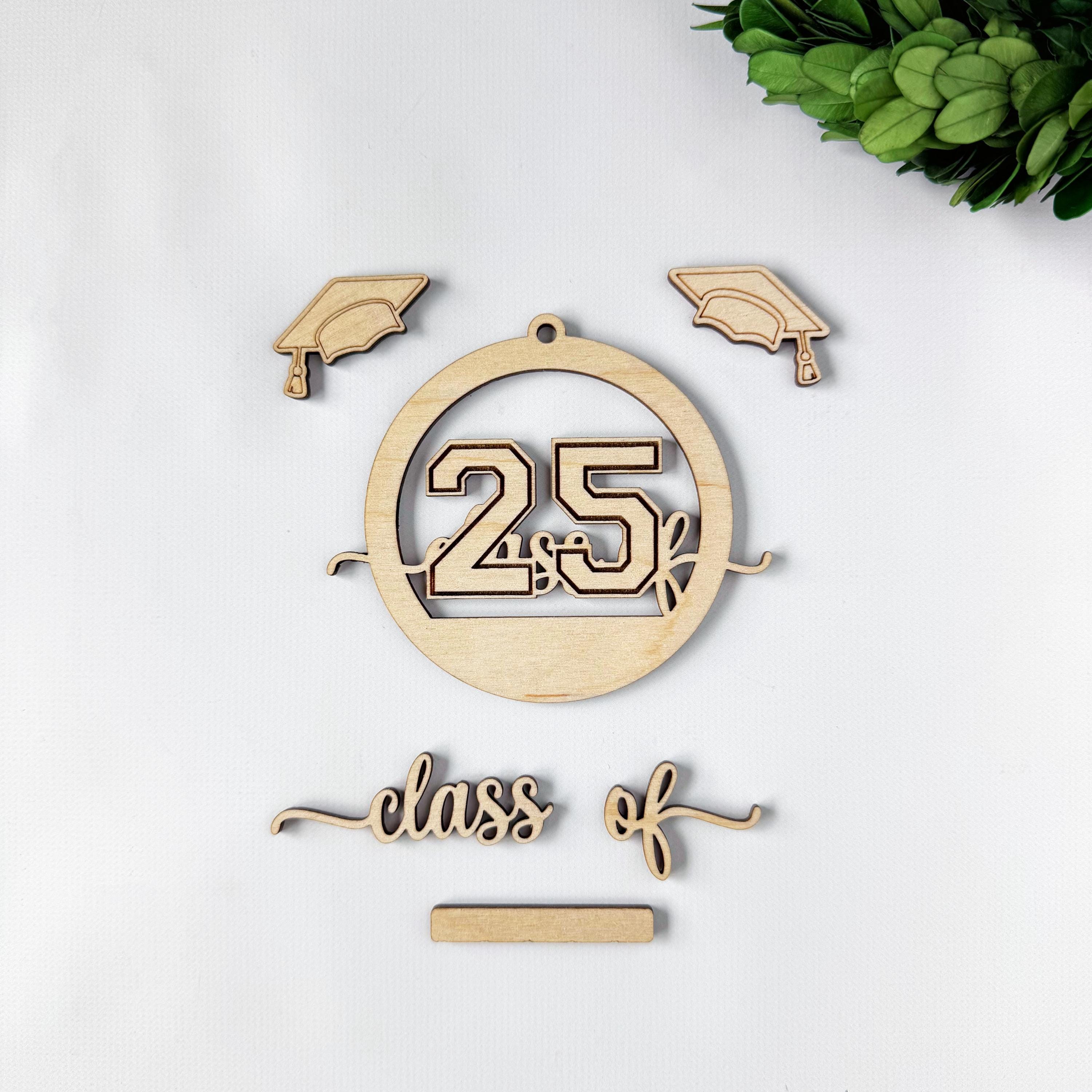 Personalized Class of 2025 Graduation Ornament and Gift Tag Digital laser cut file, end of school, Gift for Graduates, Grads