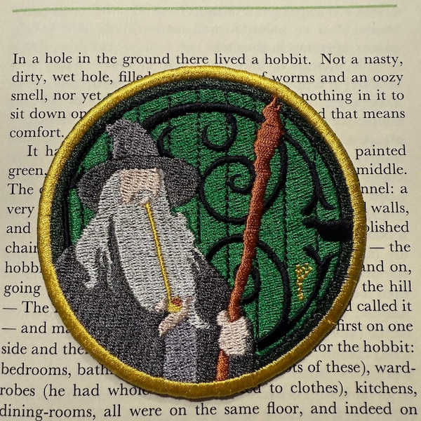 Écusson à coudre Hobbit/Gandalf, 3-1/4 po.