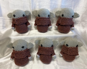 Crochet Grogu Plush: The Child, Star Wars Fan Art