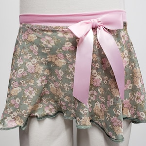 Child&#39;s Pull On Circle Dance Skirt