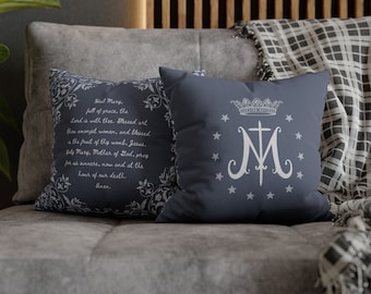 Funda de cojín con emblema mariano / Decoración católica para el hogar