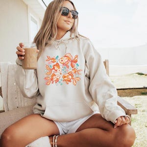 Moletom com capuz Goldfish Camisa Goldfish Retro chique Goldfish Coconut Girl Oceancore Fish Lover Gifts Camiseta de peixe Estilo vintage inspirado no oceano de peixes