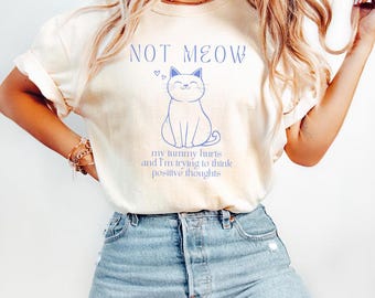 Mi fa male la pancia Mi fa male la pancia Maglietta Gen Z Maglietta Kitty Weirdcore Mi fa male la pancia Maglietta Maglietta Gatto carino Maglietta Dumb Maglietta Meme divertente