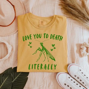 Praying Mantis Shirt Praying Mantis Insect Shirt Praying Mantis Gift Mantis Shirt Entomology Shirt Insect Shirt Insects Shirt Bug Shirt