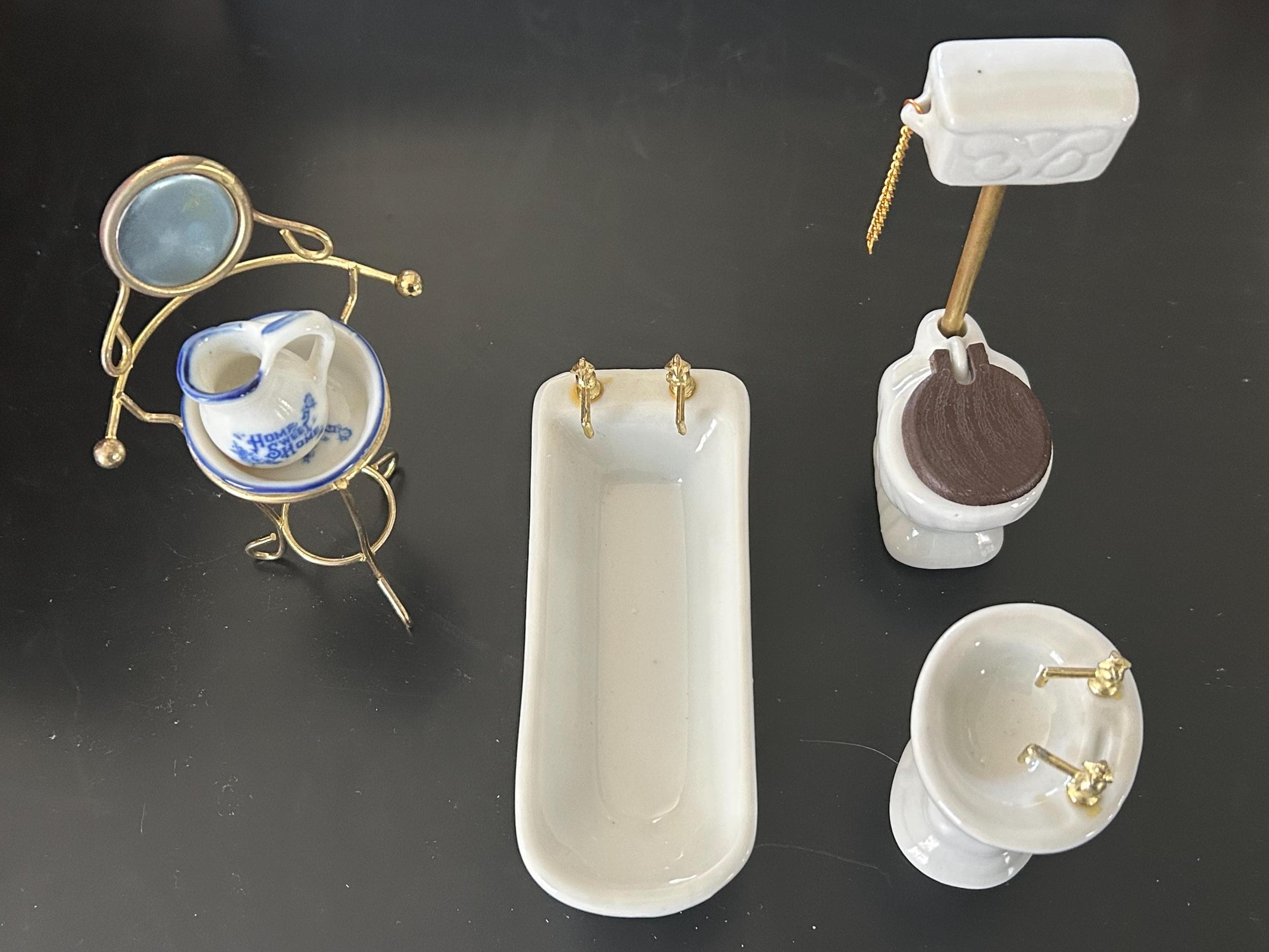 Odoria Pichet à Jus Et 2 Verres Miniatures – Échelle 1/12 – Verre – Cuisine Maison De Poupée – Décoration – Dès 8 Ans