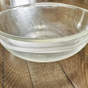 1950&#39;s PYREX Clear Round #023 Bake & serve Casserole dish with handles