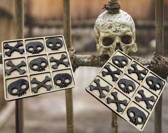 Scarica ora i file SVG, DFX e CDR del gioco del tris di Halloween tagliato al laser.