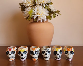 Tag der Toten, Totenkopf-Schnapsgläser, handgefertigte Keramik – Vasos Tequileros Ceramica, Partygeschenke, Tag der Toten, Totenkopfglas, Calavera
