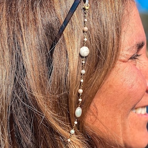 Beaded Sunglass Chain with Natural Stone – Glasses Holder Necklace