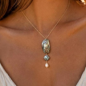 Abalone Shell Pendant Necklace with Pearl Drop