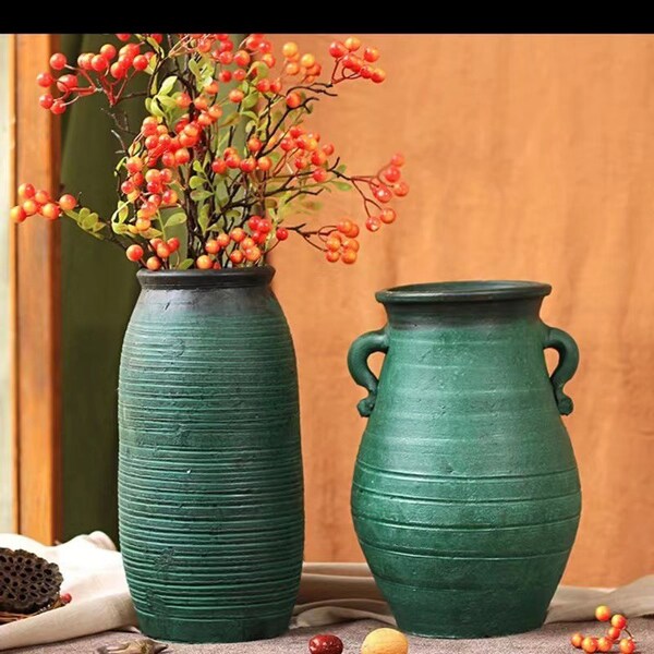 Handmade vintage green flower arrangement ceramics vase