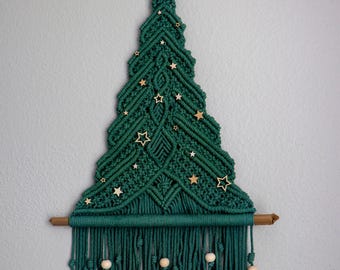 Handmade Macrame Christmas Tree Wall Hanging - Boho Christmas Tree Decor - Macrame Christmas Wall Art - Bohemian Xmas gift -Handcrafted Tree