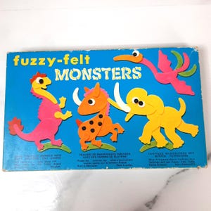 Kit/activiteit met pluizige vilten monsters