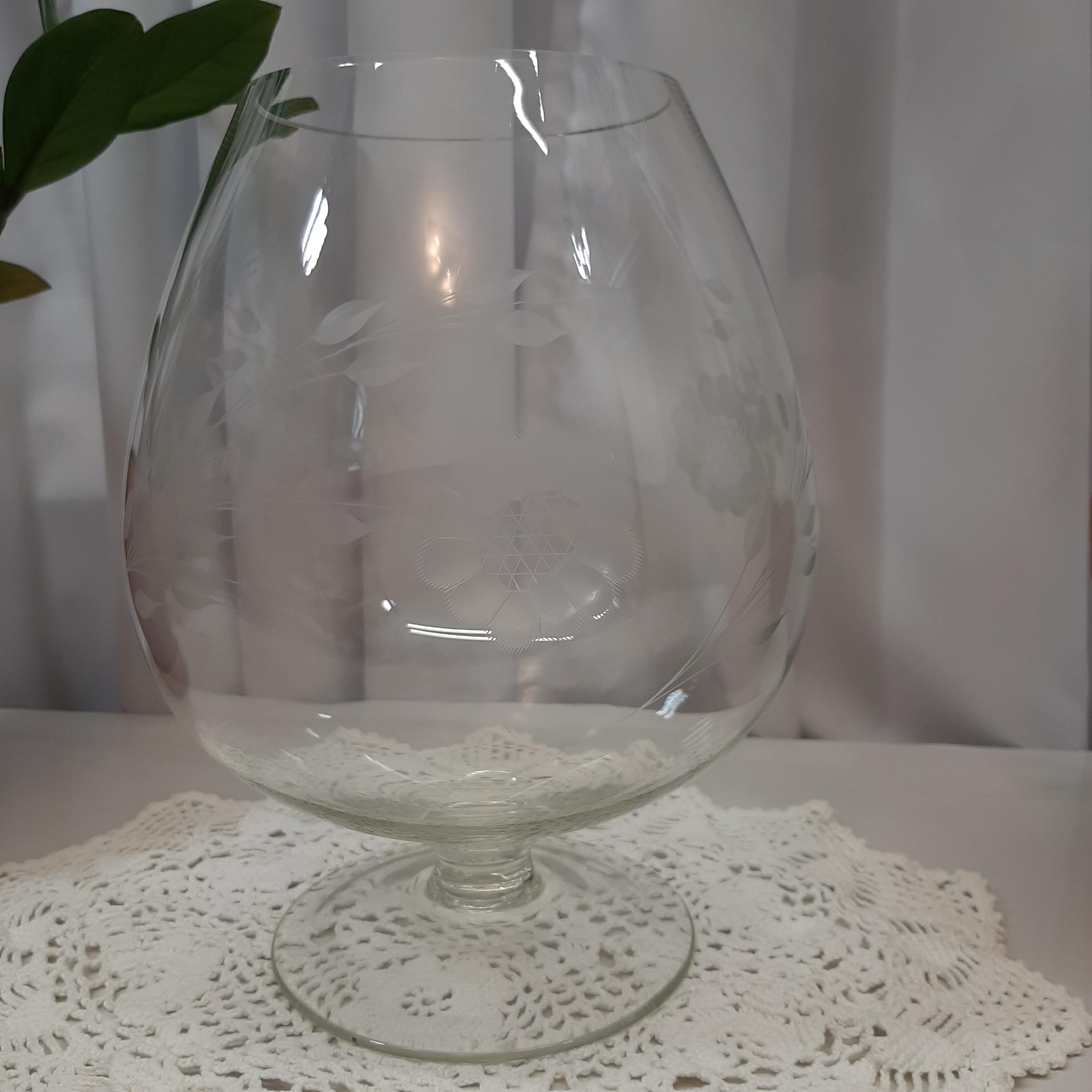 巨大なヴィンテージのコーンフラワーグラス（または花瓶） - Etsy 日本