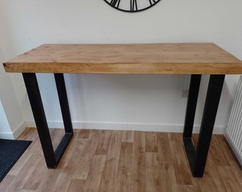 Chunky, Rustic and Industrial Breakfast bar.