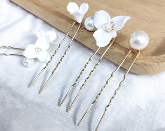 Juego de 6 alfileres de pelo florales dorados adornados con perlas / Accesorios para el cabello nupcial / Horquillas para el cabello elegantes / Diseño minimalista de flores de cerámica