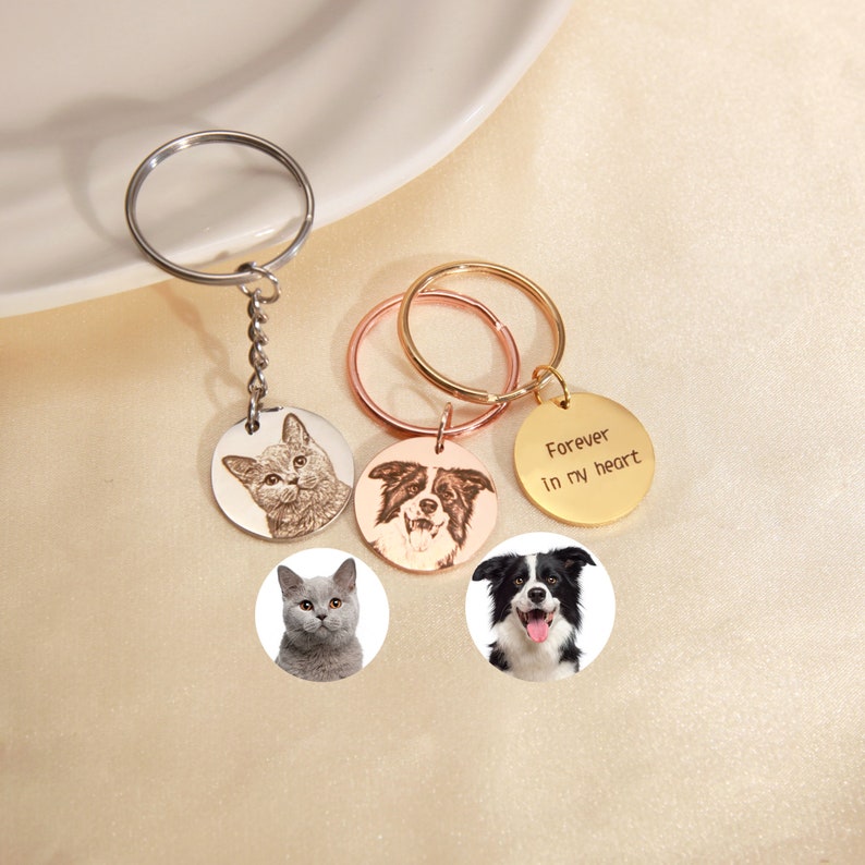 Custom Pet Photo Keychain Engraved Pet Portrait Keychain Pet Memorial Keyring Personalized Keychain Pet Lovers Gift Dog Mom Gift zdjęcie 3