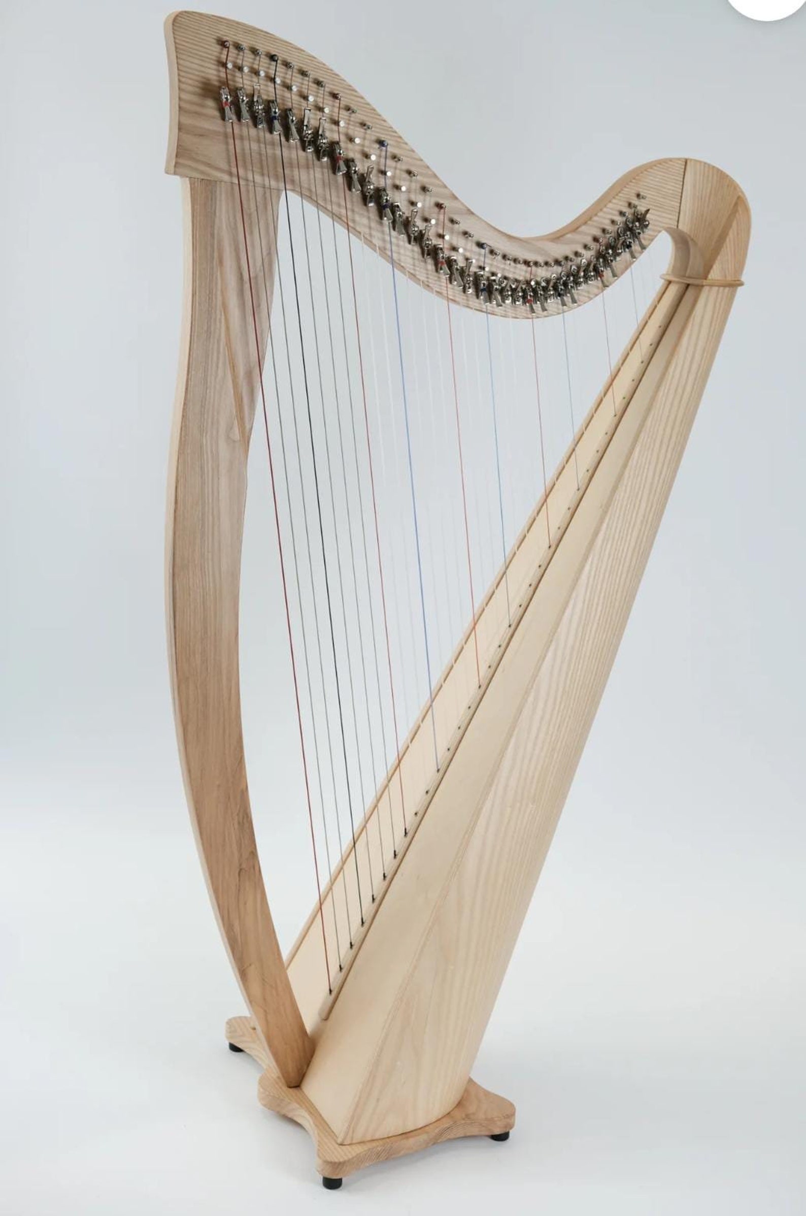 34 String Round Back Lever Harp In Ash Etsy 34 String Round Back Lever Harp In Ash Etsy