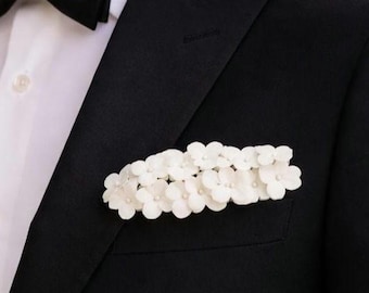 Hydrangea Pocket Boutonniere, White Wedding Boutonniere, Groom Lapel Flower, Groomsmen Gift, Best Man Proposal