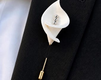 Calla Lilie Boutonniere, Hochzeit Anstecknadel für Bräutigam, Blumen Boutonniere, Trauzeugen Zubehör