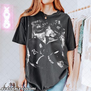 Limited Comfort Colors Hollander Roz T-shirt, Queer Hockey Bootleg Fan Tee T-shirt, Cadeau voor vrouwen en mannen T-shirt uniseks afbeelding 3