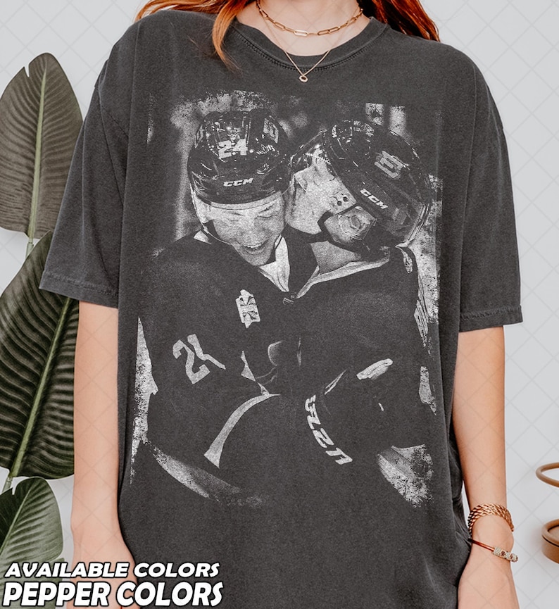 Limited Comfort Colors Hollander Roz T-shirt, Queer Hockey Bootleg Fan Tee T-shirt, Cadeau voor vrouwen en mannen T-shirt uniseks afbeelding 1