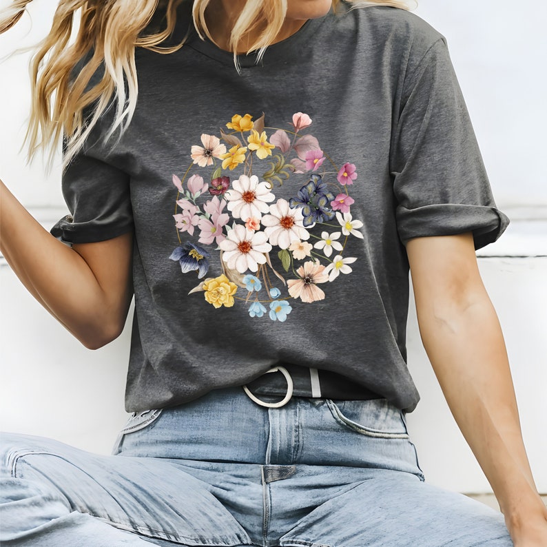 Oversized Botanical Tee Vintage Colorful Cute T-Shirt Floral Print Wildflowers Womens Tees Gift zdjęcie 2