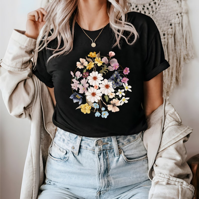 Oversized Botanical Tee Vintage Colorful Cute T-Shirt Floral Print Wildflowers Womens Tees Gift zdjęcie 1