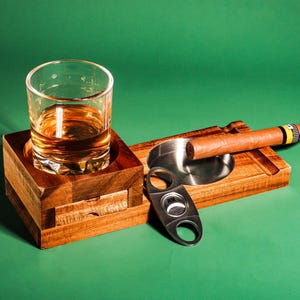Posacenere per whisky e sigari personalizzato, porta bicchiere, posacenere per sigari in legno 2 in 1 con porta bicchiere da whisky, ottimo regalo per uomo