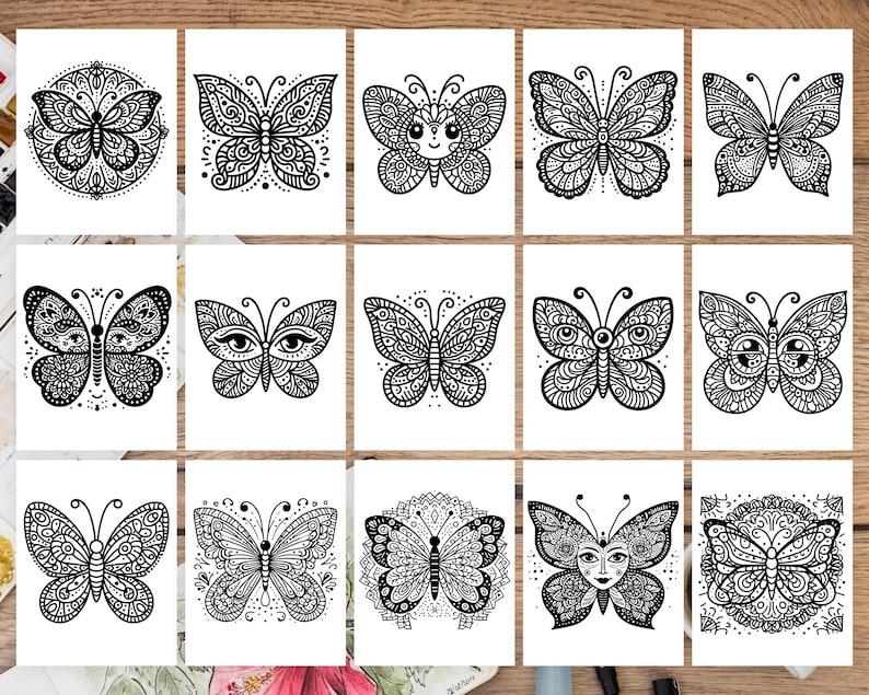 K&ouml;nnte beinhalten: Set mit 12 Schwarz-Wei&szlig;-Schmetterlings-Illustrationen. Jeder Schmetterling hat komplizierte Details und ein einzigartiges Design. Die Schmetterlinge sind in einem Rastermuster auf wei&szlig;em Hintergrund angeordnet.