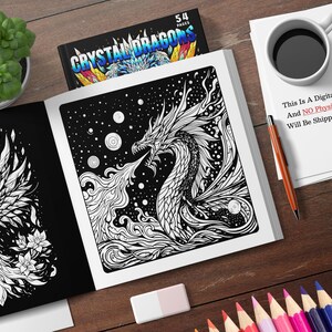 Puede incluir: Un libro para colorear en blanco y negro con un dise&ntilde;o de drag&oacute;n en la portada. El libro tiene 54 p&aacute;ginas y el t&iacute;tulo es "Crystal Dragons".