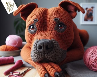 Set de 5 Fotografías Arte Canino Ganchillo: de Pitbull Marrón + 1 vídeo, Decoración Única para Amantes de los Perros