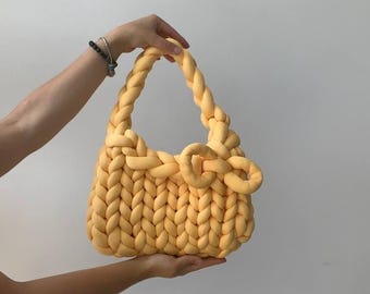 Yellow handbag | Chunky yarn bag